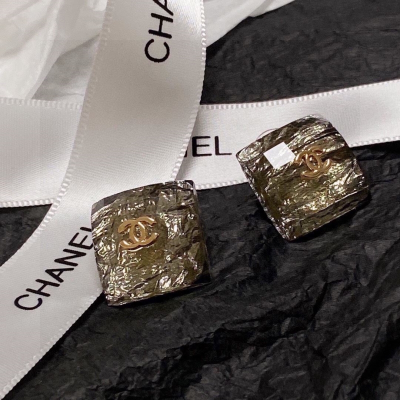 Ch**el earrings
